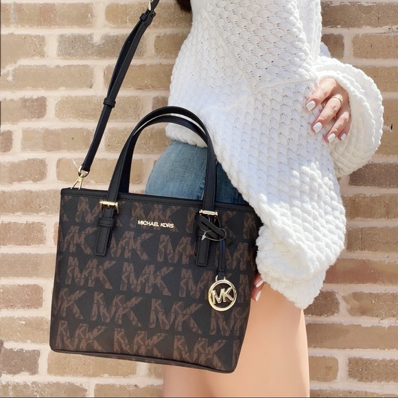 NWT Michael Kors Handbag 💕Gaby’sBags - Picture 6 of 6